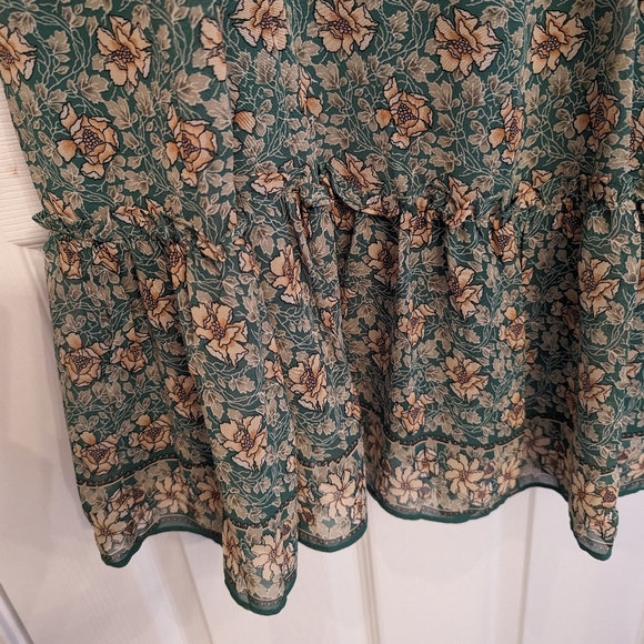 Max Studio dress green floral - Picture 8 of 9